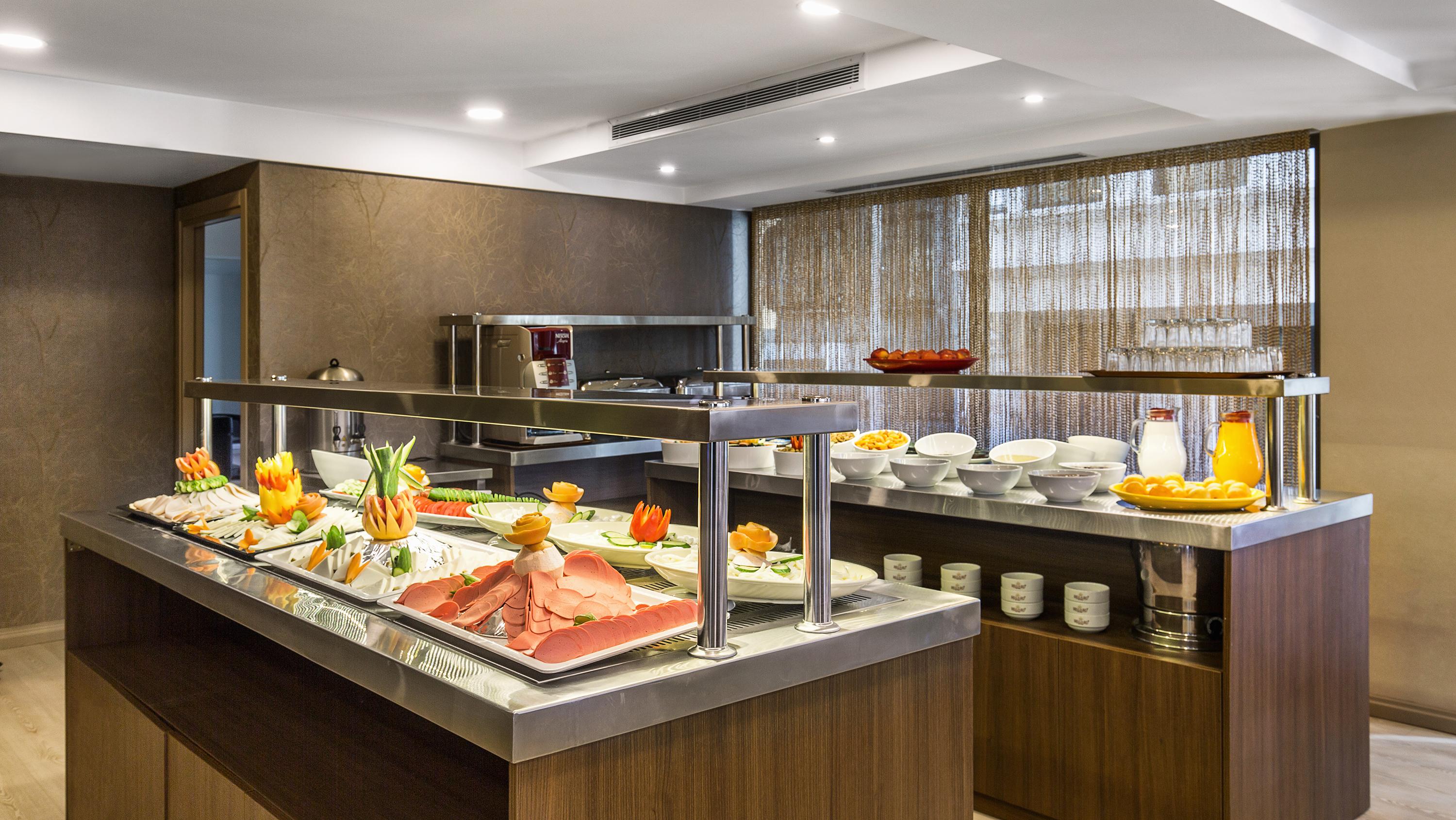 Otel Regard 4*