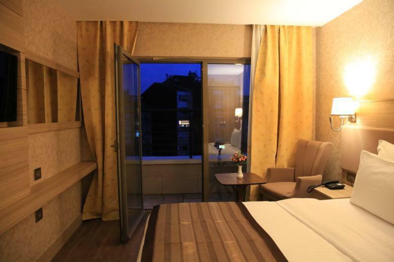 Regard Otel 4*